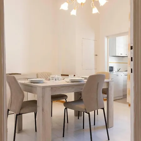 Santo Spirito Huge Appartement